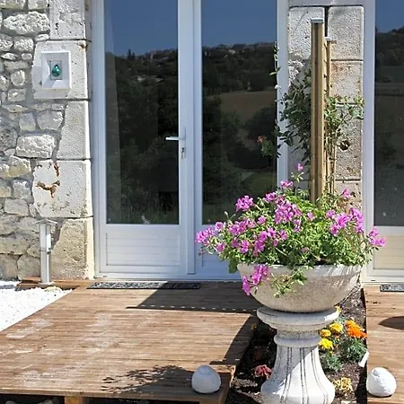 Bed & Breakfast La Perle Du Lot 3*
